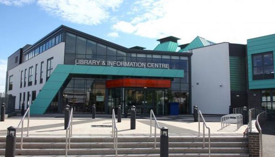 External picture of Paignton Library building