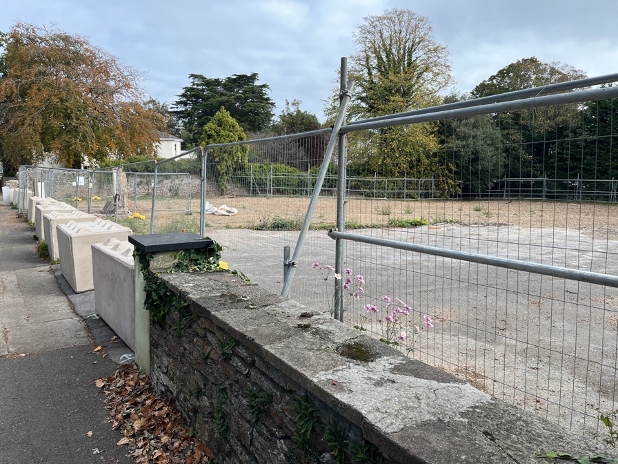 Fencing around the former Seabury Hotel site.
